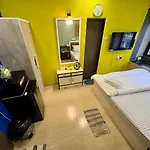 1 Bedroom Studio Apartment- Close To Bkc