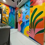 Osi Kurla West Apartment *