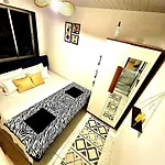 The Pali Nook, Cozy Bandra Escape Apartment Mumbai