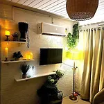 The Pali Nook, Cozy Bandra Escape Apartment Mumbai