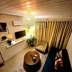Apartment The Pali Nook, Cozy Bandra Escape Mumbai