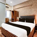 Hotel Via Maahi Residency 2*