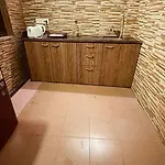 Tim Santacruz Airport Apartment *