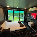 Stayhaven Starmount 4bhk & Pool * Mumbai