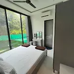 Stayhaven Starmount 4bhk & Pool Villa Mumbai