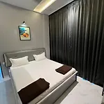 Villa Stayhaven Starmount 4bhk & Pool Mumbai