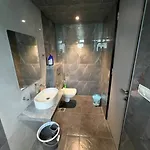 Villa Stayhaven Starmount 4bhk & Pool Mumbai
