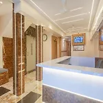 Al Madina Palace 2*
