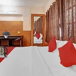 Super Hotel O Rajdoot Near Phoenix Palladium