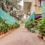 Fabhotel Golden Palms