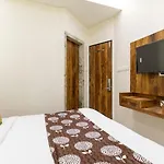 Itsy Hotels Suites Inn
