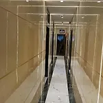 Hotel Regal Residency