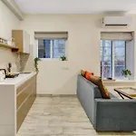 Cleo 1bhk Khar W By The Company 4*