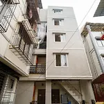 Cleo 1bhk Khar W By The Company Bed & Breakfast 4*