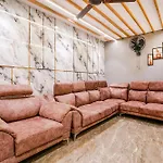 Fabhotel Grand Prime - Nr Nesco Exhibition Centre Hotel 3*