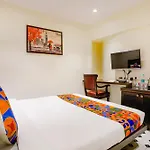Hotel Fabhotel Supra Homes 3*
