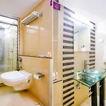 Fabhotel Corporate Bandra 3*