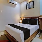 Hotel Blue Residency 3*