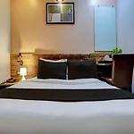 Hotel Blue Residency 3*