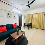 2Bhk Apartment In Malad By Florastays