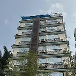 Cozy Rooms In Andheri Near Airport