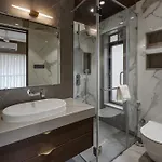 Apartment Orbit Serviced