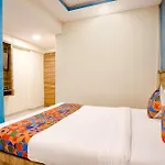 Fabexpress Sarah Gold - Nr Nesco Exhibition Center