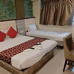 Hotel Golden Park Near Nesco