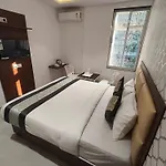 Morya Residency Parel
