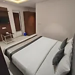 Morya Residency Parel
