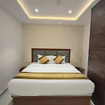 Hotel Morya Residency Parel