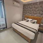 Hotel Morya Residency Parel