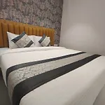 Morya Residency Parel Hotel