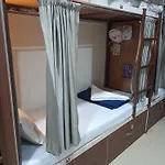 Afreen Ac Dormitory Hostel *