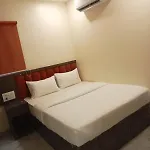 The B Town Hotel