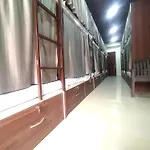 Hostel Afreen Ac Dormitory Mumbai