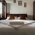 Fusion Horeca Omkar Signet