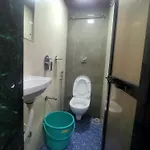 Noor Sakinaka Hostel *