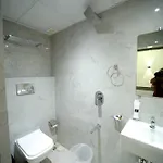 Cabinstay-airport Hostel *