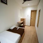 Hostel Cabinstay-airport *