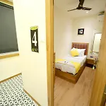 Hostel Cabinstay-airport