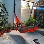 Hostel Hammock - Bandra Mumbai