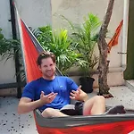 Hammock - Bandra Hostel
