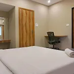 Nest Hotel *