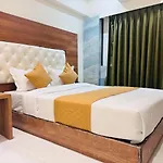 Hotel West Line Andheri *