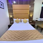 Hotel Blue Wellington - Near Mumbai Airport