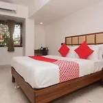 Hotel Grand Plaza Inn