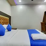 New Blue Sapphire Residency Hotel