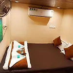Nadim Tiger Residency
