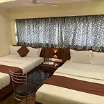 Abraj Hotel *